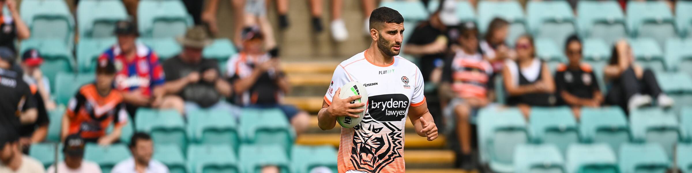 2023 Wests Tigers Run Out Tee - Wests Tigers